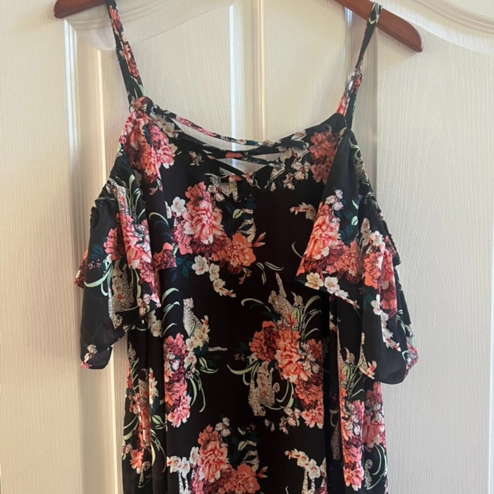Torrid Cold Shoulder Boho Chic Black Floral Top – Size 2 - Picture 1 of 7